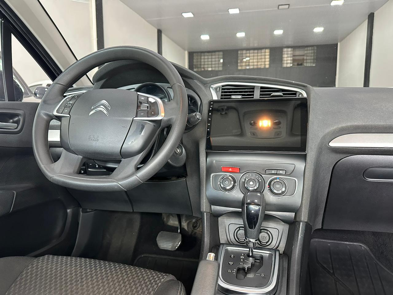 Citroën C4 Lounge 1.6 Turbo - foto 7