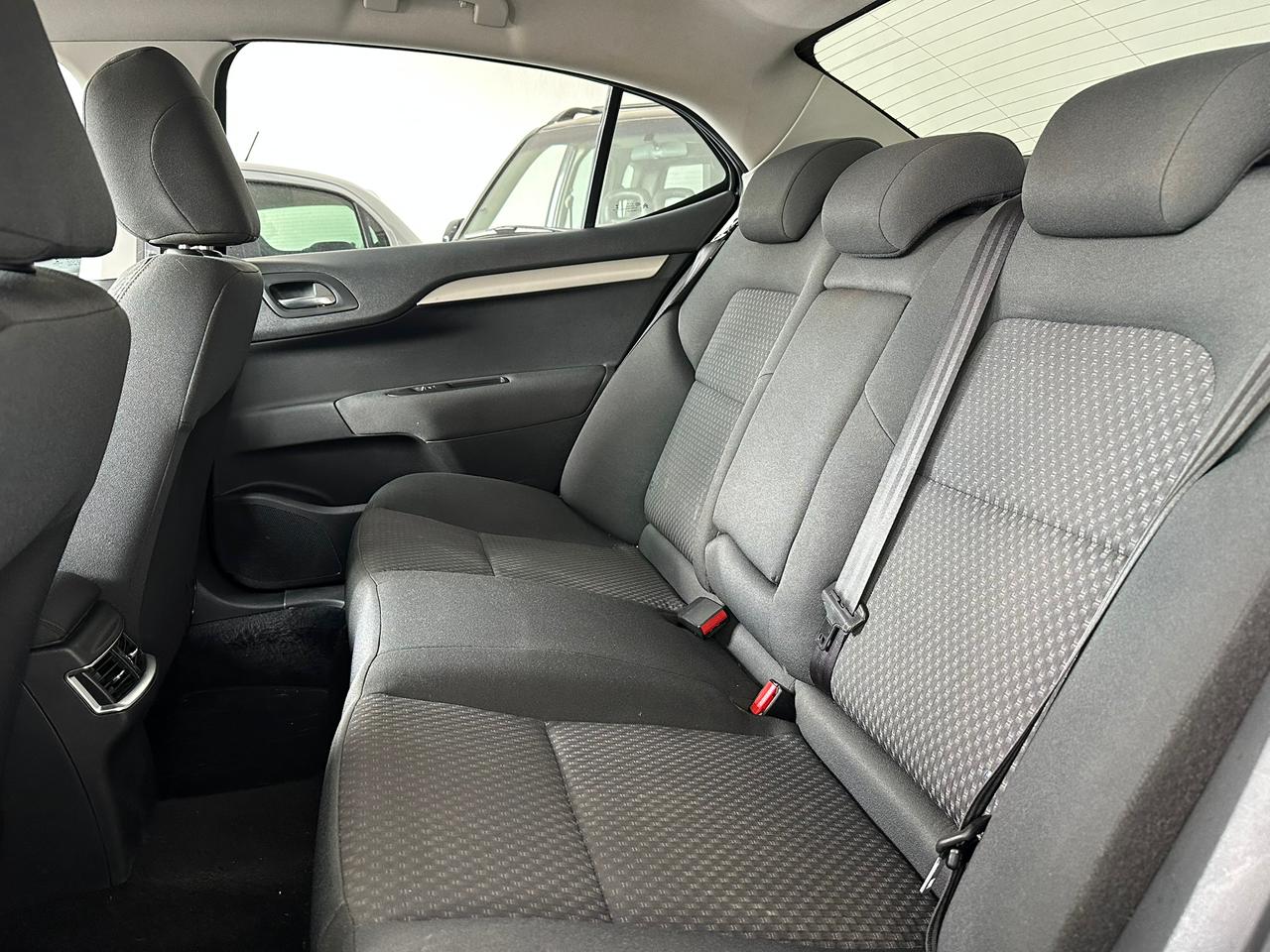 Citroën C4 Lounge 1.6 Turbo - foto 9