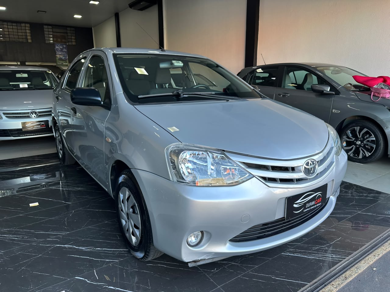 Toyota Etios X 1.5 - foto 3