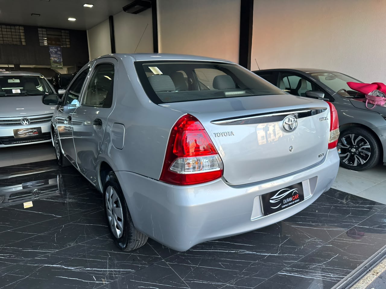 Toyota Etios X 1.5 - foto 6