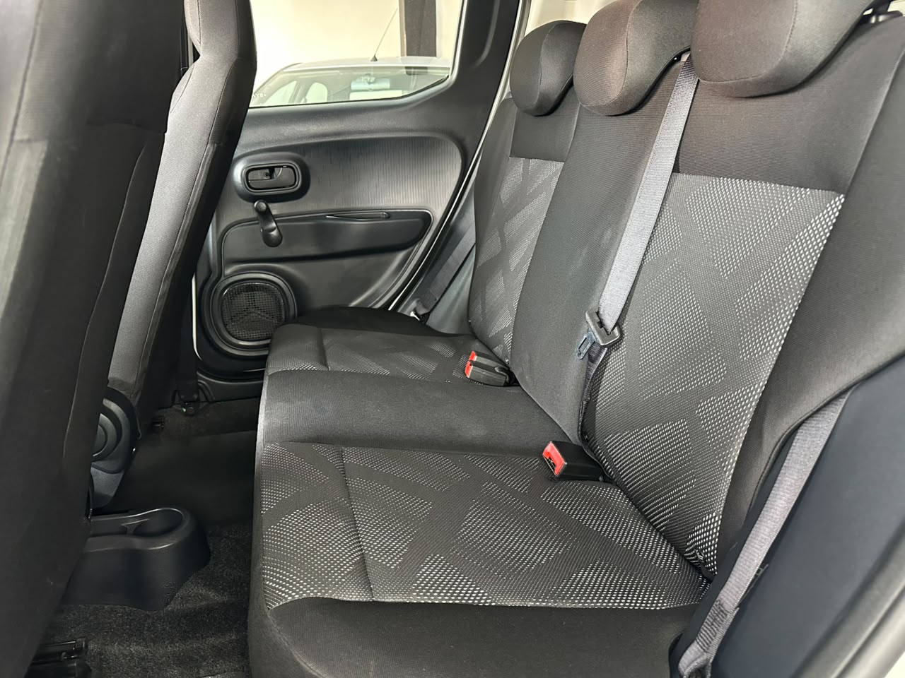Fiat Mobi Like 1.0 - foto 10