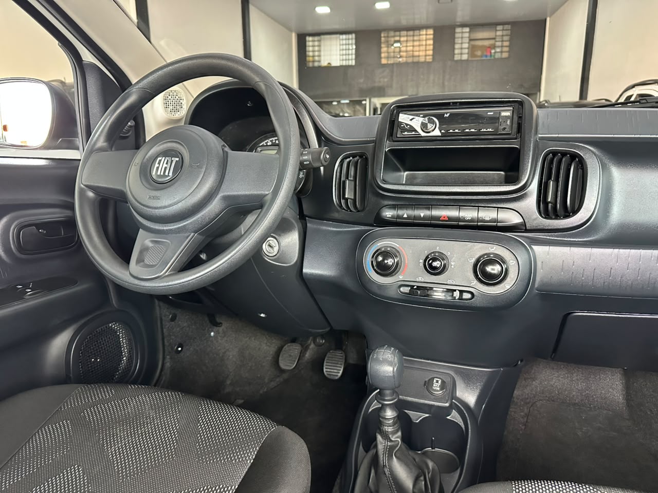Fiat Mobi Like 1.0 - foto 7