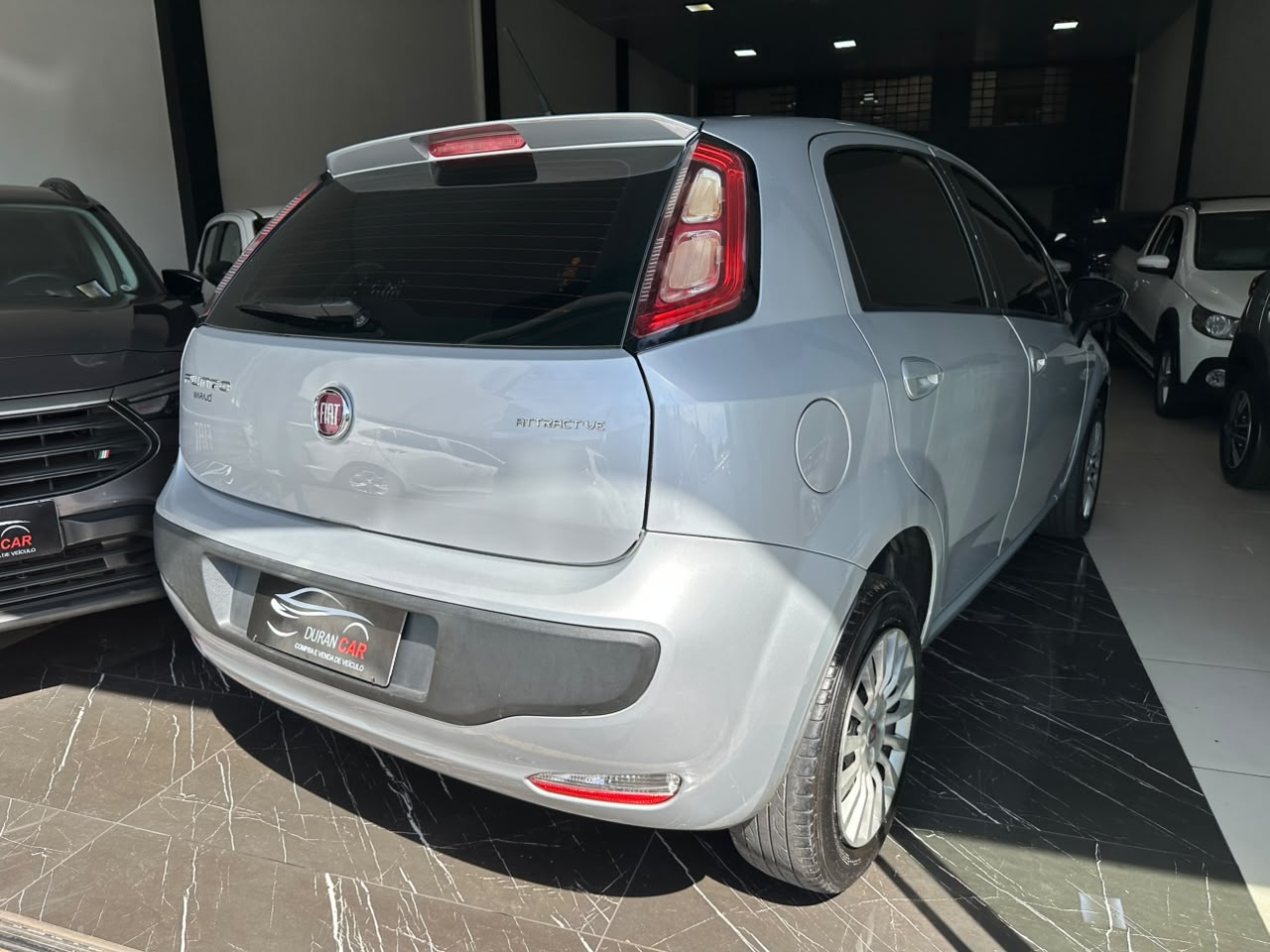 Fiat Punto Attractive 1.4 Flex  - foto 3