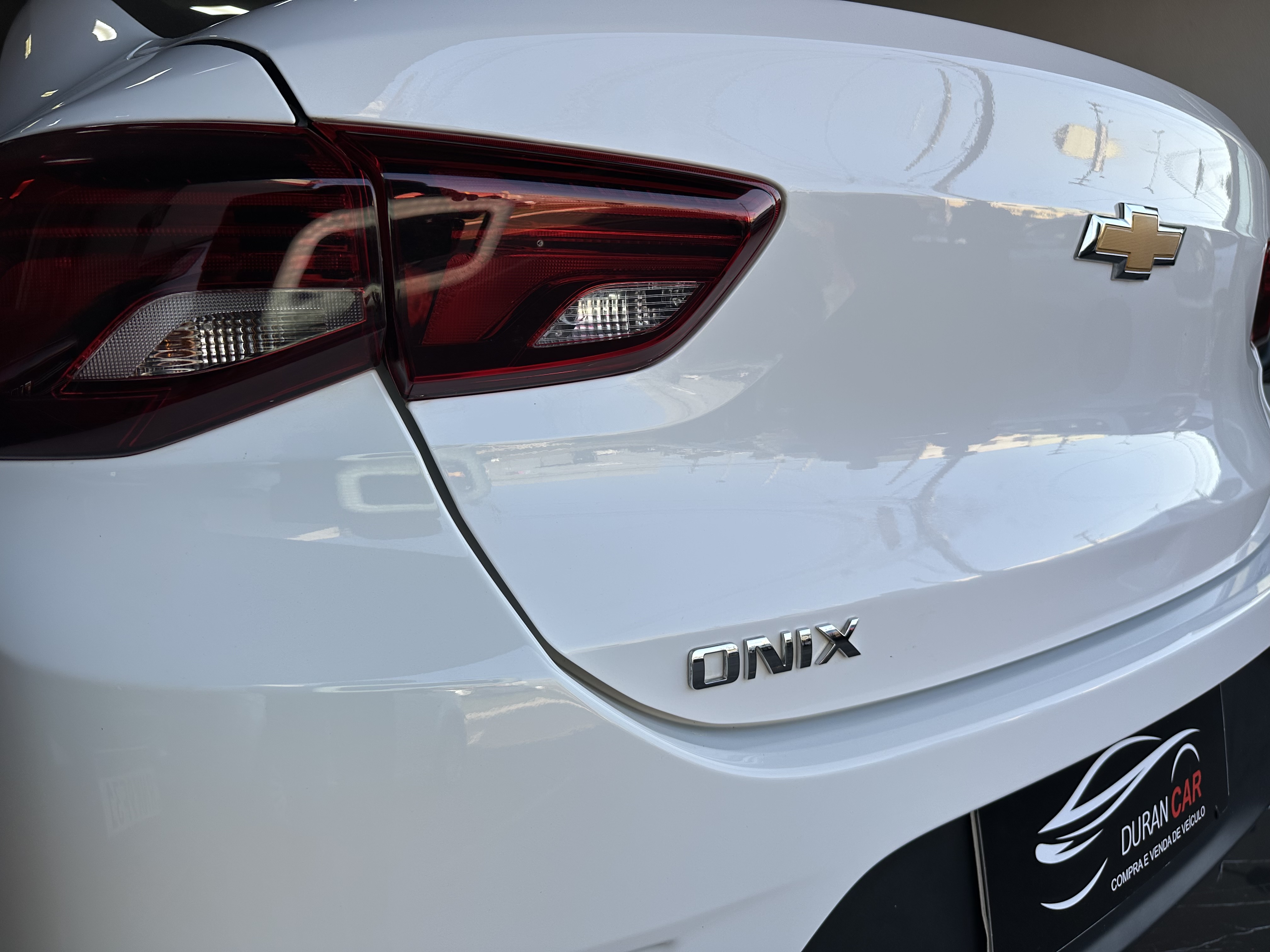 Chevrolet Ônix Plus LT 1.0 Turbo - foto 6
