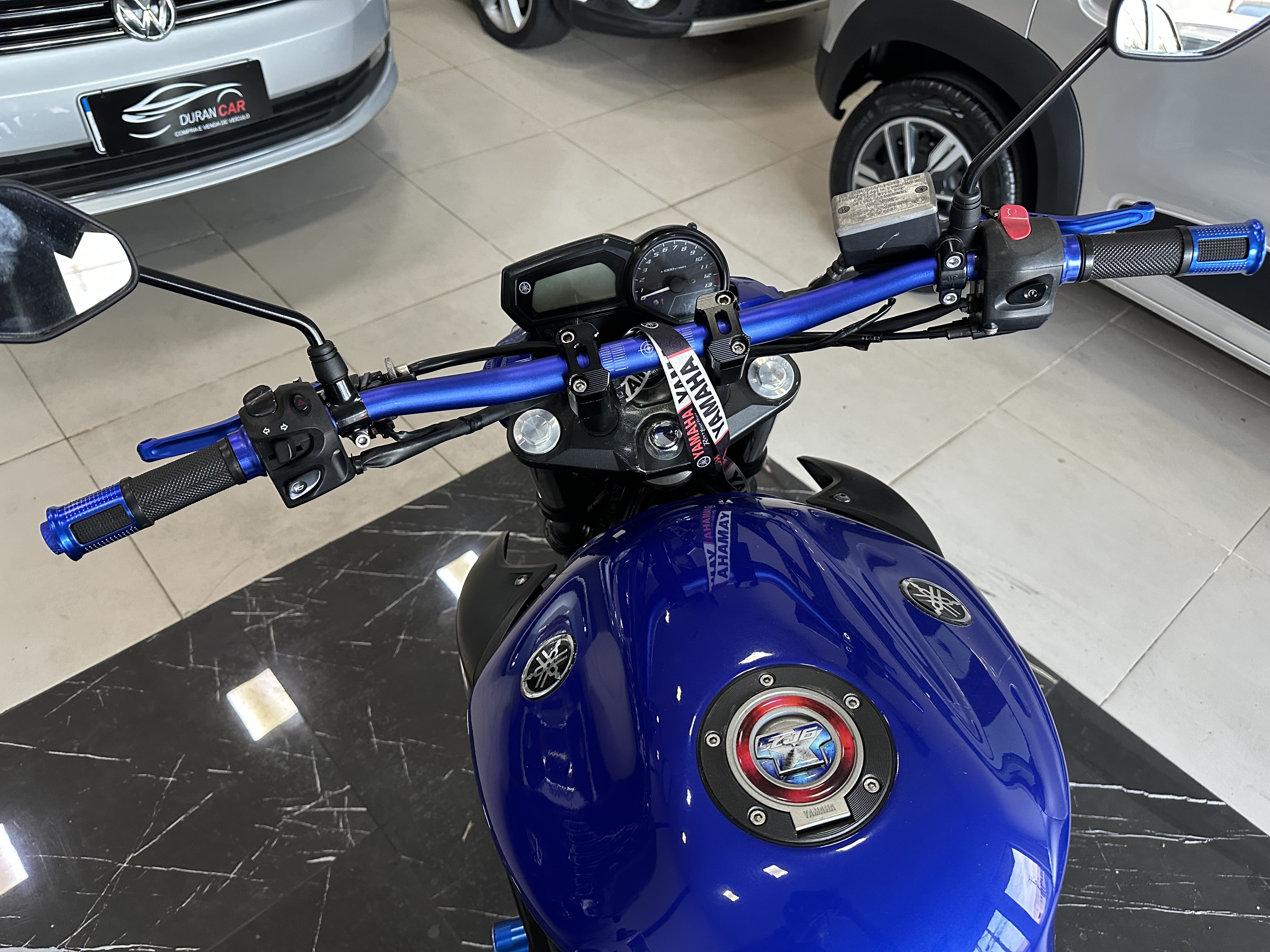 Yamaha XJ6 600c - foto 6