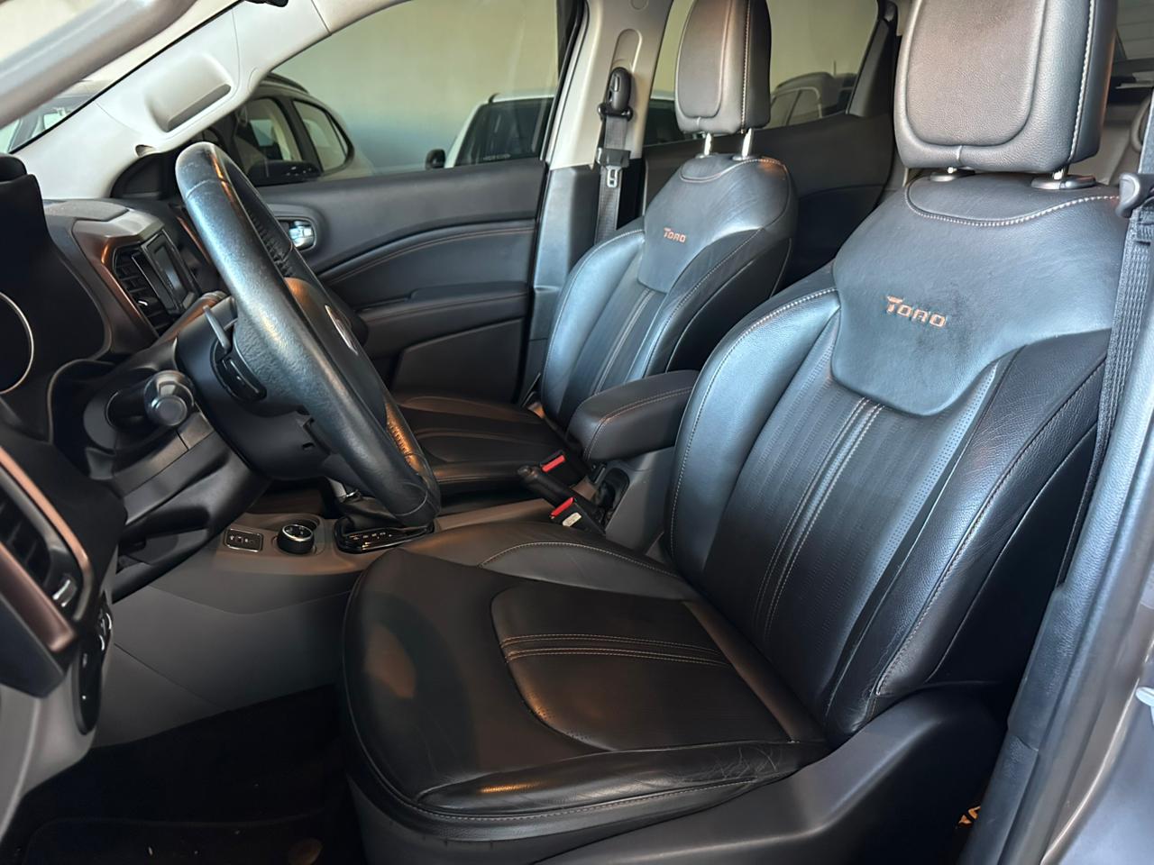 Fiat Toro Volcano 2.0 Turbo 4x4 - foto 9