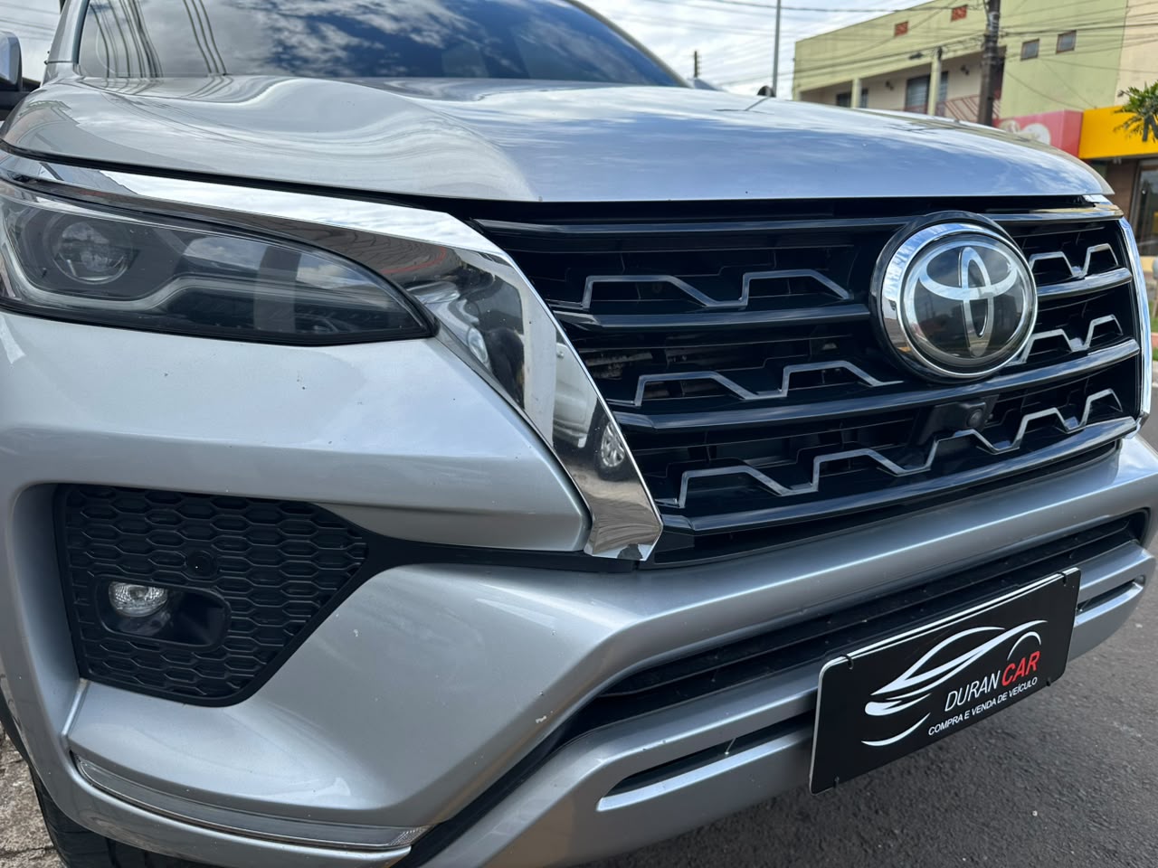 Toyota Hilux SW4 SRX 2.8 TDI 4x4 - foto 5