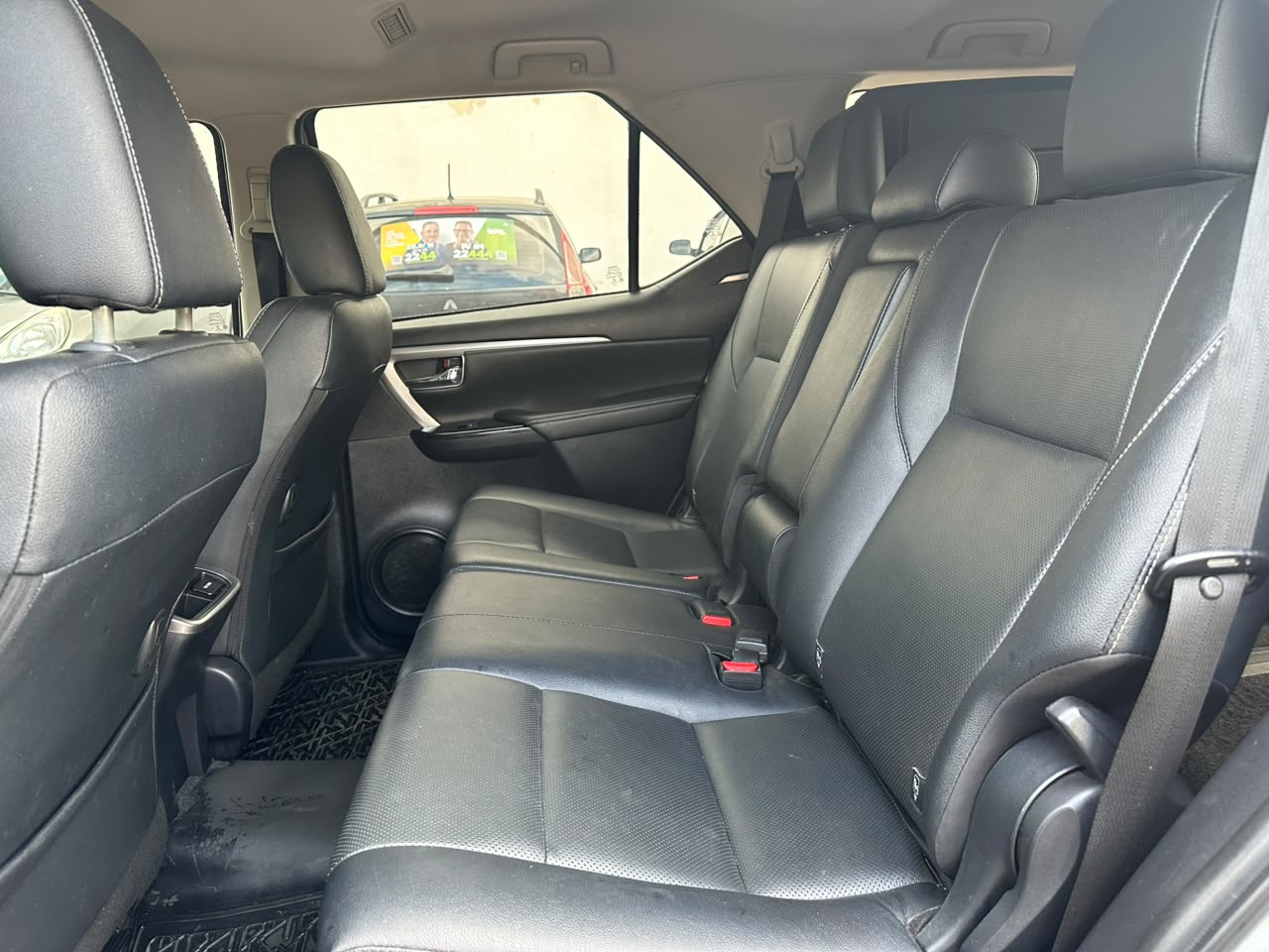 Toyota Hilux SW4 SRX 2.8 TDI 4x4 - foto 10