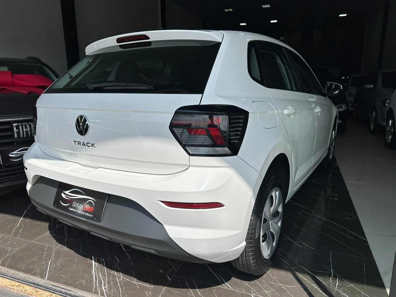 Volkswagen Polo Track 1.0  - foto 3